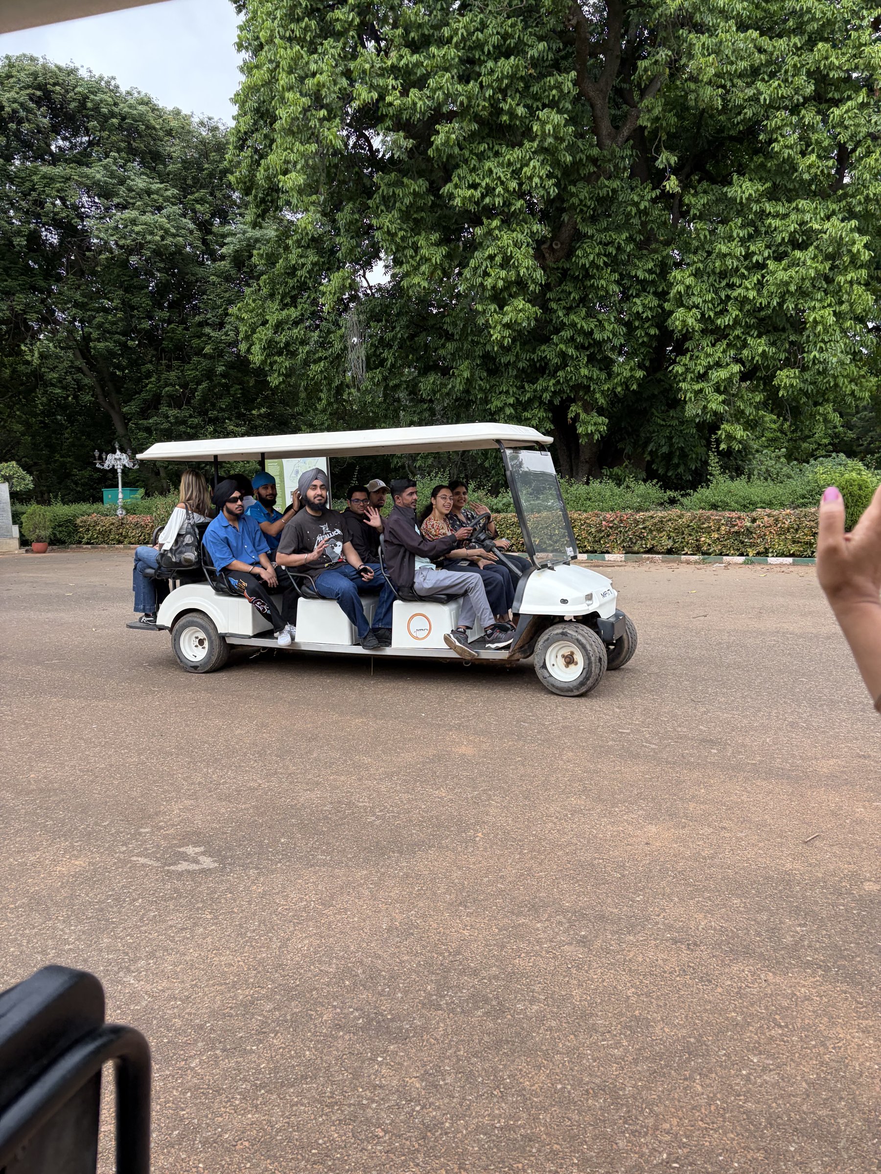 GLP cohort getting around the city together
